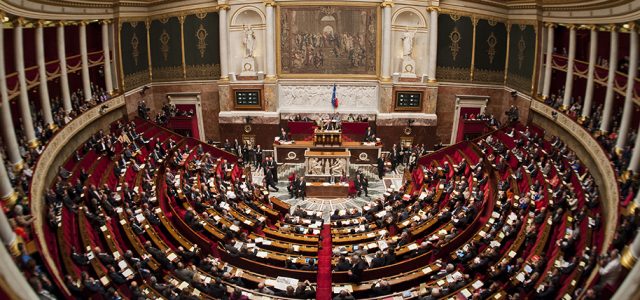 hemicycle-plein-vue-panoramique.jpg